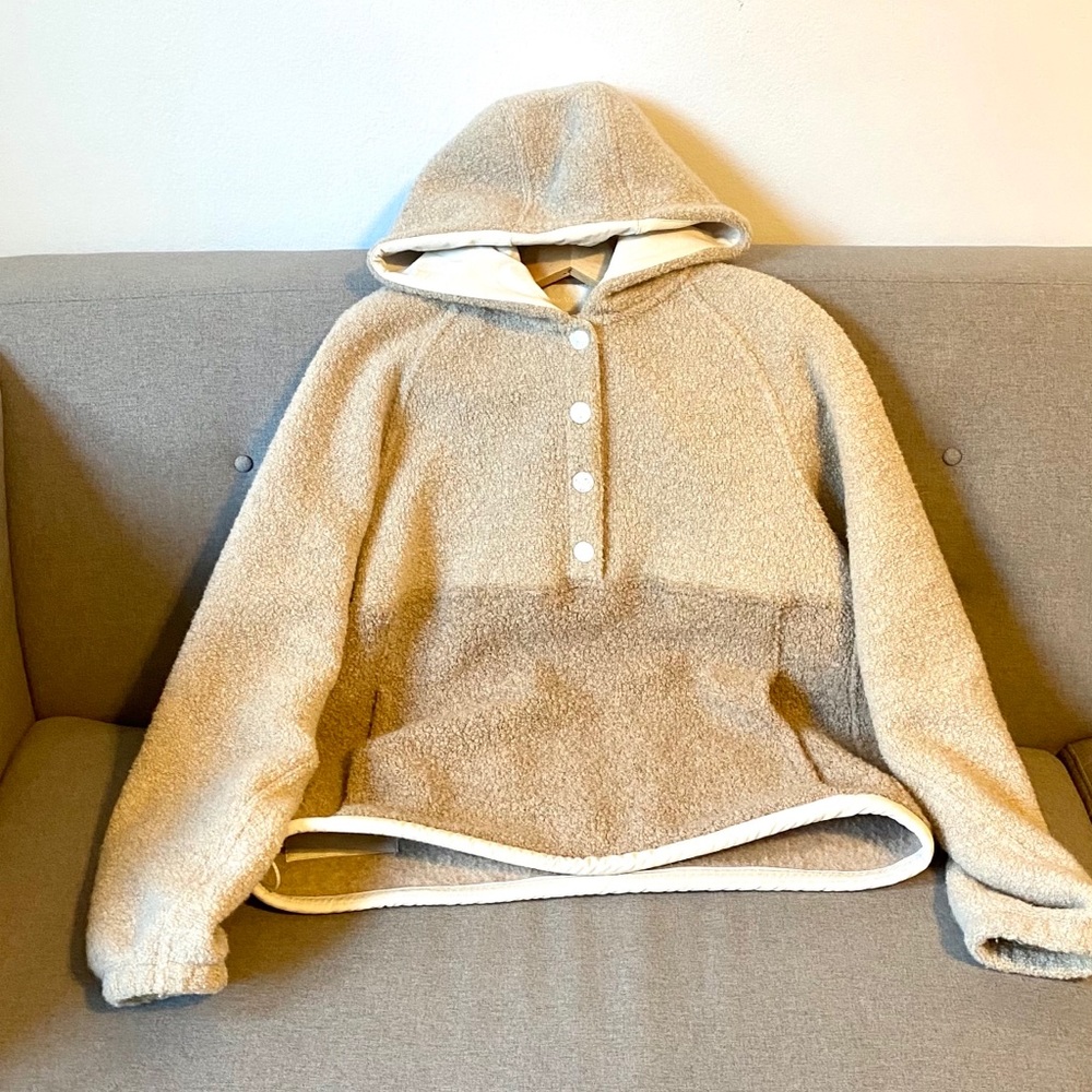 Outdoor Voices mega fleece snap up pullover